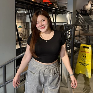 เสื้อครอป ผ้าเรย่อน สาวอวบใส่ได้ มีไซส์ M XL พร้อมส่ง ผ้ายืดเยอะมากใส่สบายสุด เสื้อออกกำลังกาย แมตช์ง่าย รุ่น ครอปเรียบ