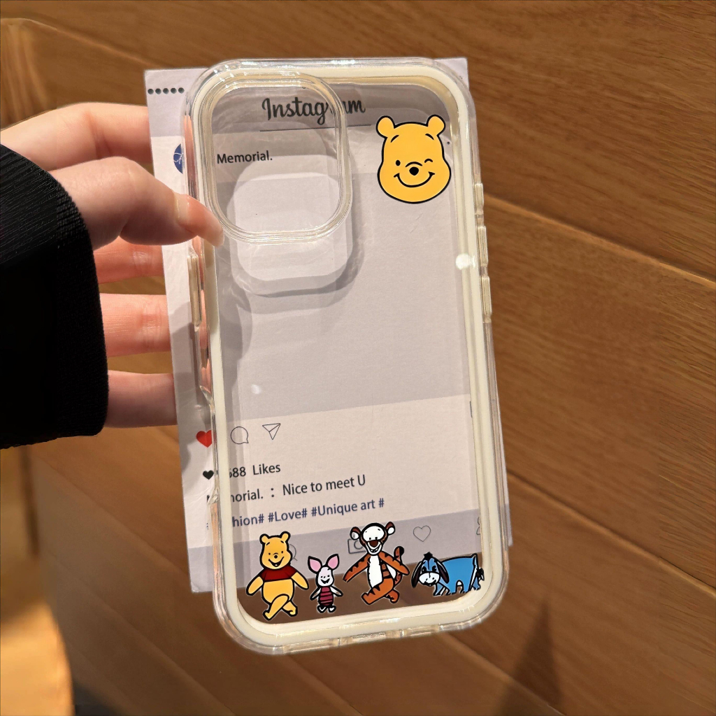 🔥สินค้าพร้อมส่ง! เคสWinnie the Pooh & เพื่อน – เคส iPhone 17/16/15 Pro Max/14/13/12/11 สไตล์น่ารัก พร้อมส่งทันท
