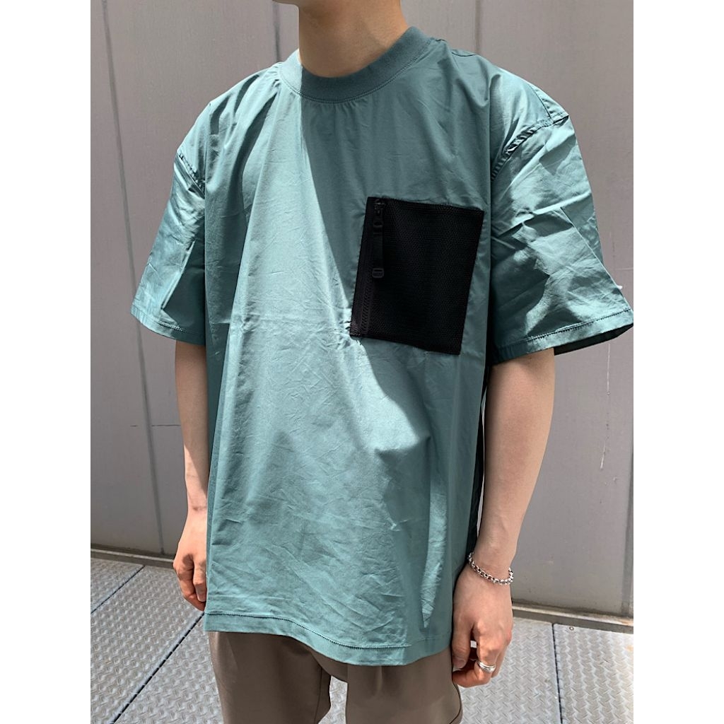 KELTY: เสื้อสเวตเตอร์ผ้าตาข่ายยืดมีกระเป๋า