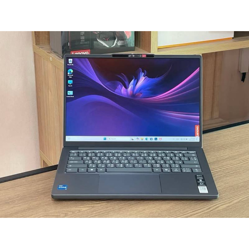 Lenovo IdeaPad Slim 3 14IRH10-83K0000FTA i5-13420H SSD512GB RAM16GB Win 11 Home เครื่องใหม่ตัวโชว์ อ