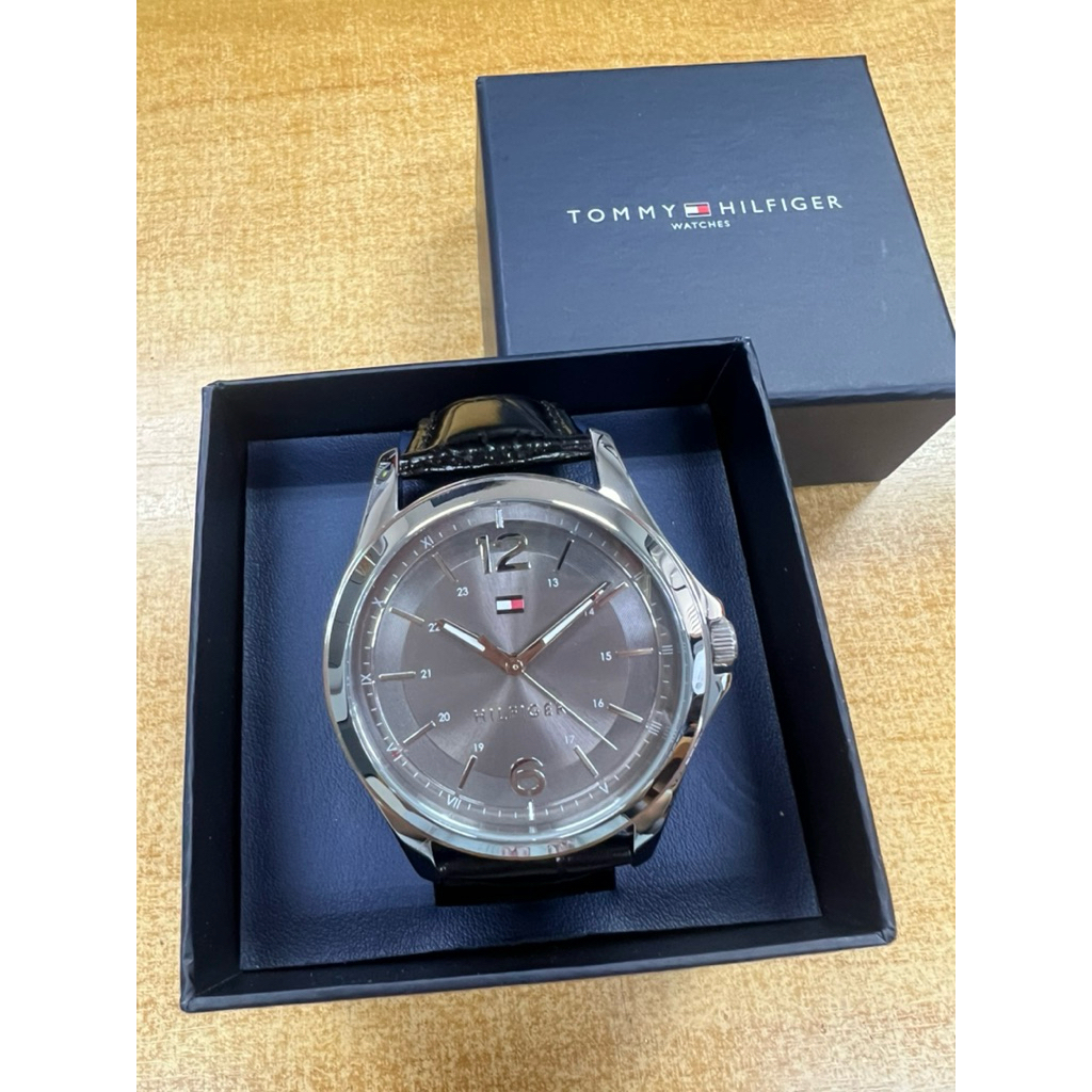 Tommy hilfiger นาฬิกาผู้ชาย มือหนึ่ง