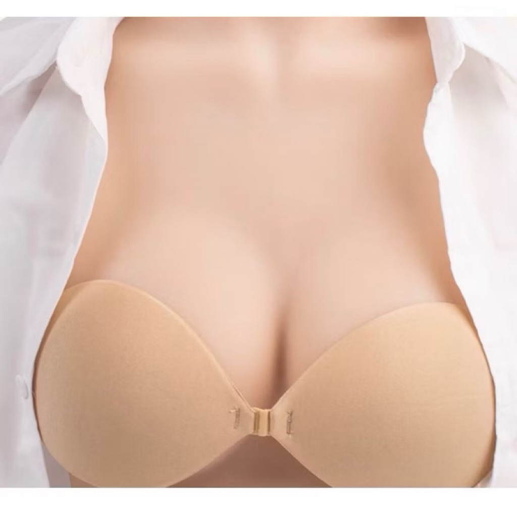 บราปีกนกบราซิลิโคน บราดูมๆ 3cm ของอยู่ไทยพร้อมส่ง รุ่นใหม่กาวเต็มไม่เว้นหัวนม เหนียวขึ้น รัดด้วยสายใสเด้งไม่หลุด