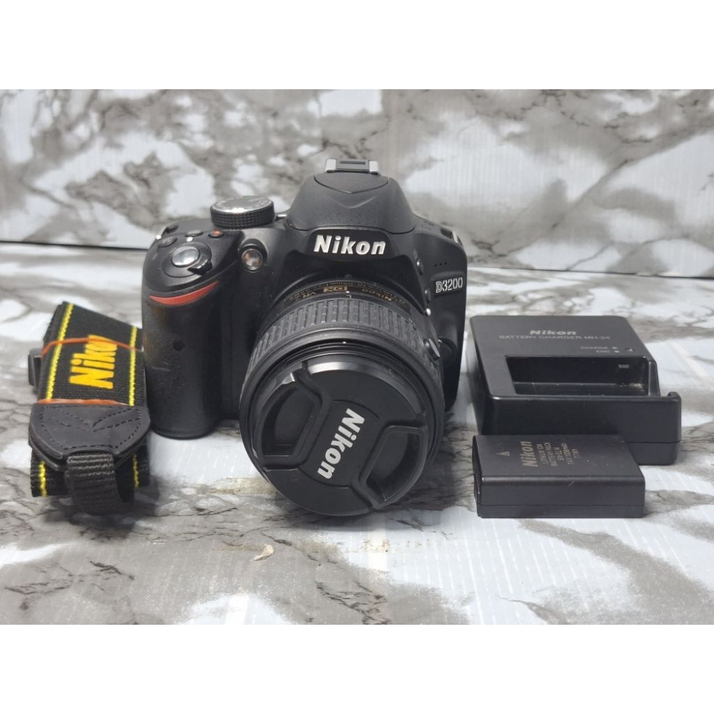 Nikon d3200 พร้อมเลนส์ 18-55