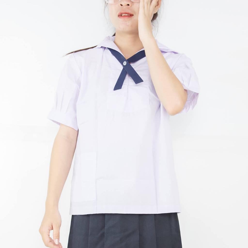เสื้อนักเรียนหญิง คอปกทหารเรือ ตราชัยยะ*เล็กกว่าสมอ*ผ้าค็อตตอนนุ่มรีดง่ายคุณภาพดี ราคาคุ้ม ใส่สบาย