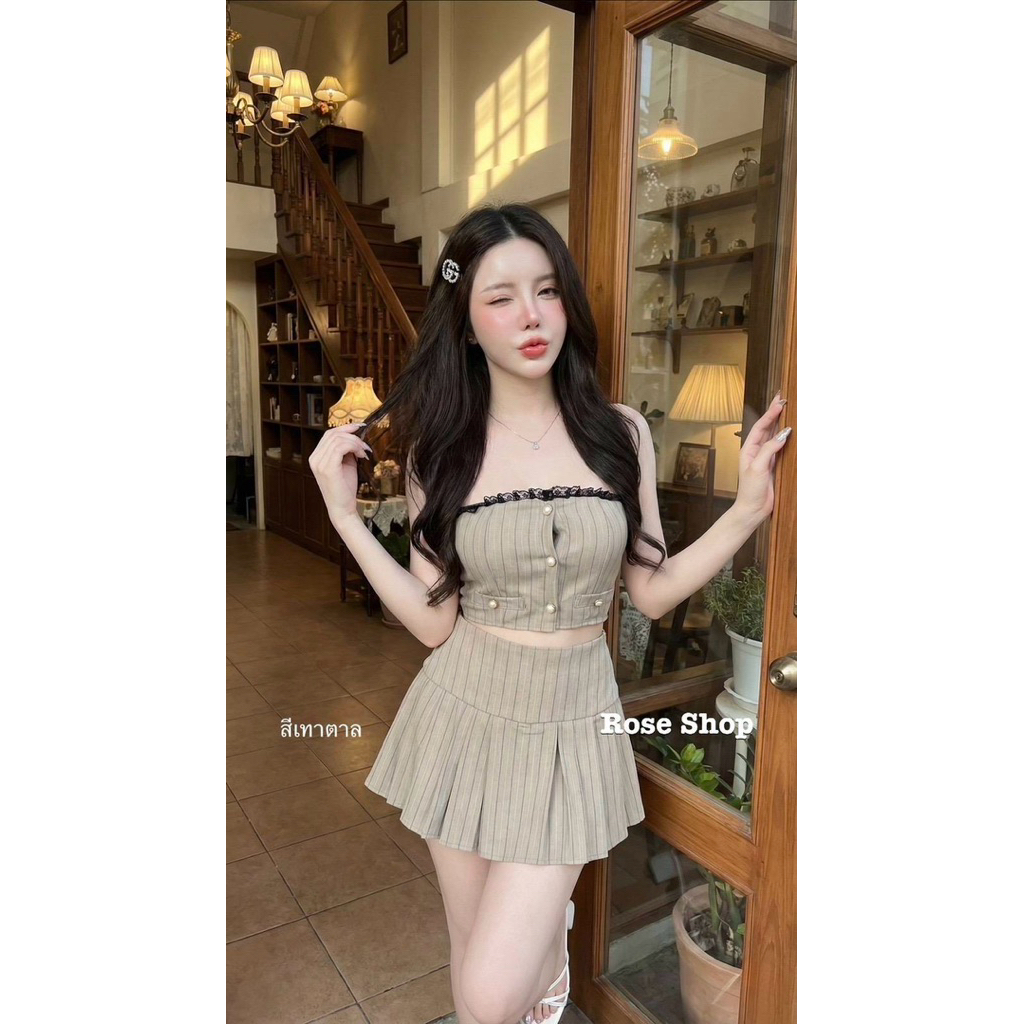 เซท 2 ชิ้น ผ้าสโนริ้ว ผ้านำเข้า สวยมาก     คอลใหม่ฉบับบ สาวเวียดนามเสื้อเกาะอก ติดกระดุมหน้า มาพร้อมกระโปรง ผ้า มี ซับใน - รูปที่ 3