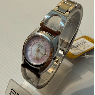 นาฬิกาข้อมือผู้หญิงงานญี่ปุ่น หน้าปัดกลม สีเงินสแตนเลส