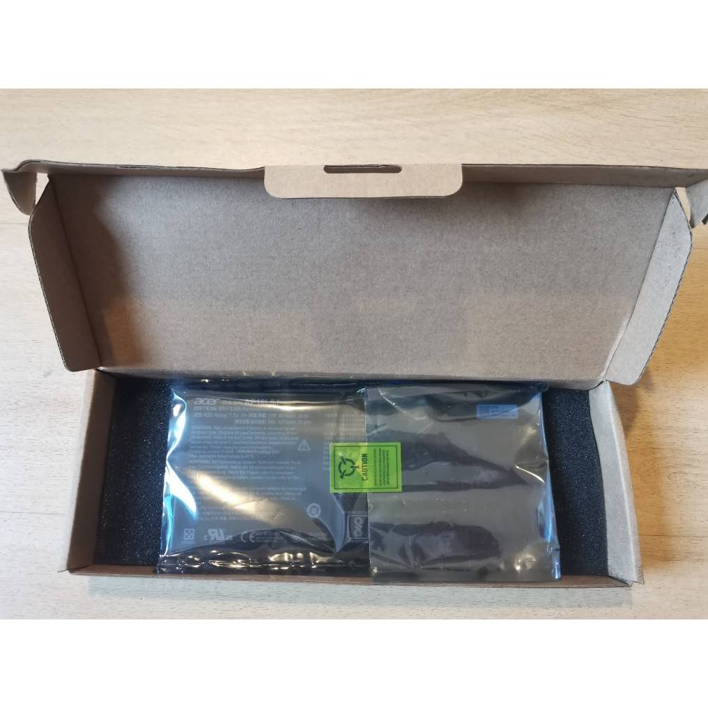 ACER แบตเตอรี่โน๊ตบุ๊ค ของแท้ Battery AP16L5J ซื้อมา3เดือนที่แล้ว ยังไม่ได้ใช้งาน