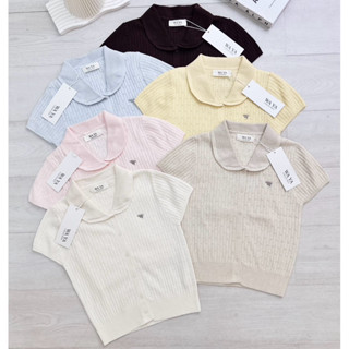 WA YA เสื้อคาร์ดิแกนแขนสั้นคอบัวผ้าฉลุ