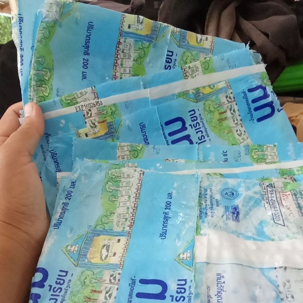 ถุงเปล่านมโรงเรียน  ชุดละ100ใบ
