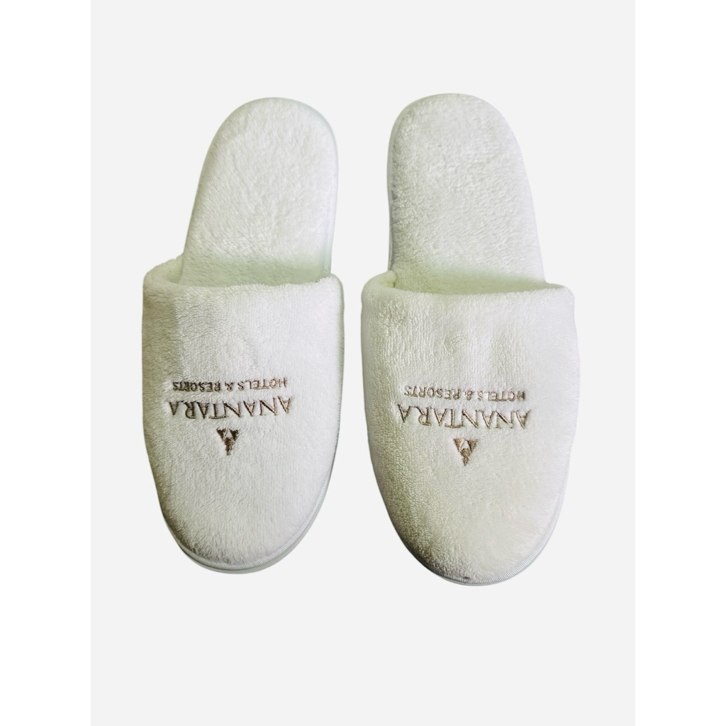 รองเท้าใส่ในบ้าน slipper