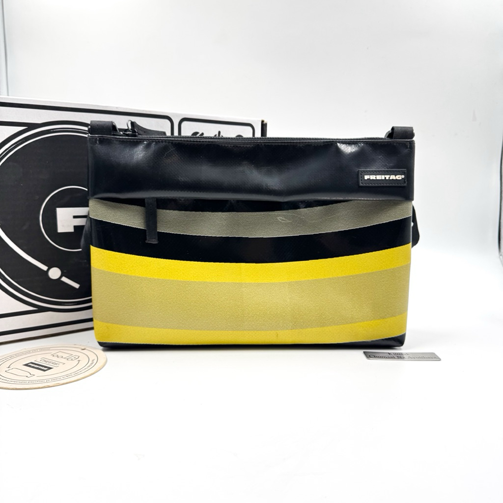 Freitag Lou ผ้าดำเหลือง⚫️⚫️🟡🟡🟡