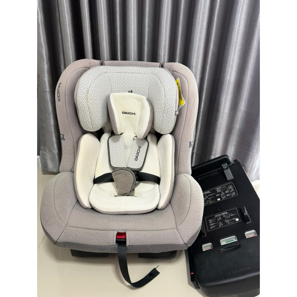 (มือสอง) Daiichi car seat first 7 plus ระบบ isofix ผ้า organic สี grey2tone แถมเซตผ้าเปลี่ยนสี rose 
