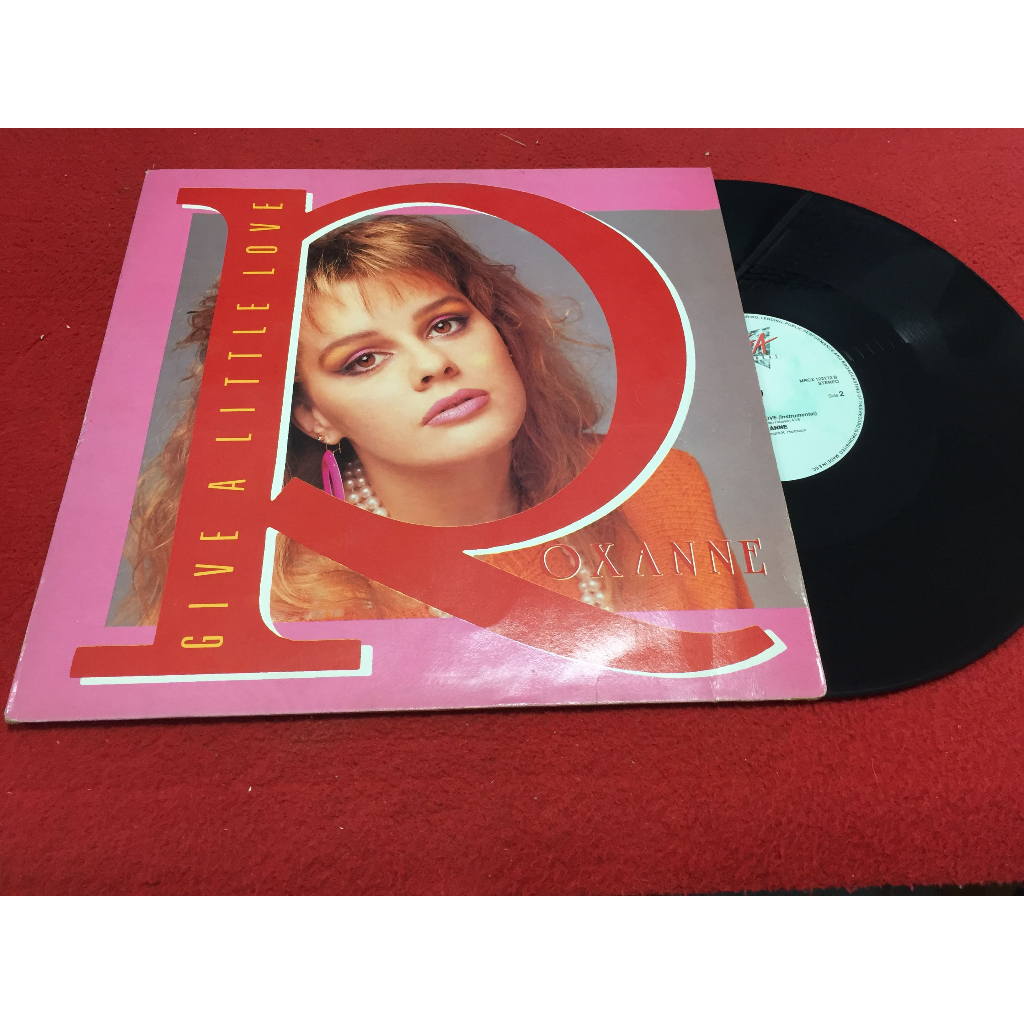 Give a Little Love -  Roxanne ขนาด 12 นิ้ว LP ร้าน PinHaiMusic B100