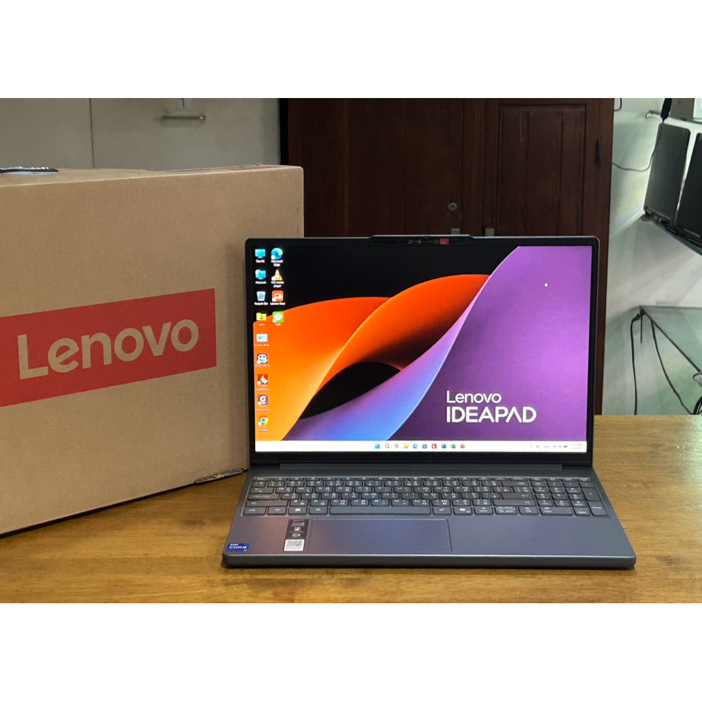 Lenovo Ideapad Slim3 15IRH10 -83K100D8TA i7-13620H