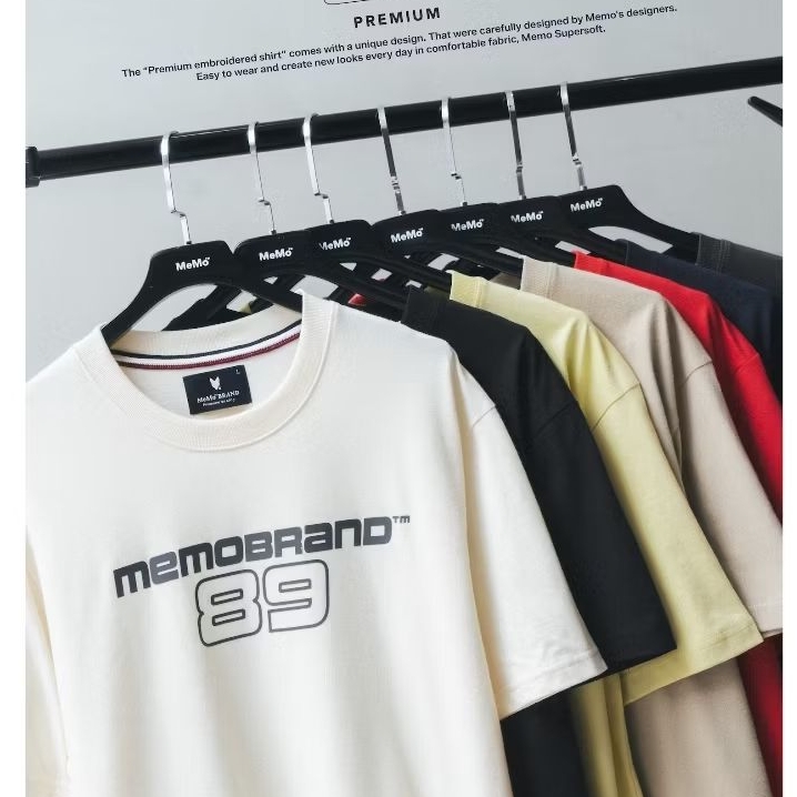 AEIOU เสื้อยืด Memo Supersoft Premium ลายสกรีน Hiden 89 สินค้าลิขสิทธิ์แท้ ราคา ถูกที่สุด ดีลบีเคเค