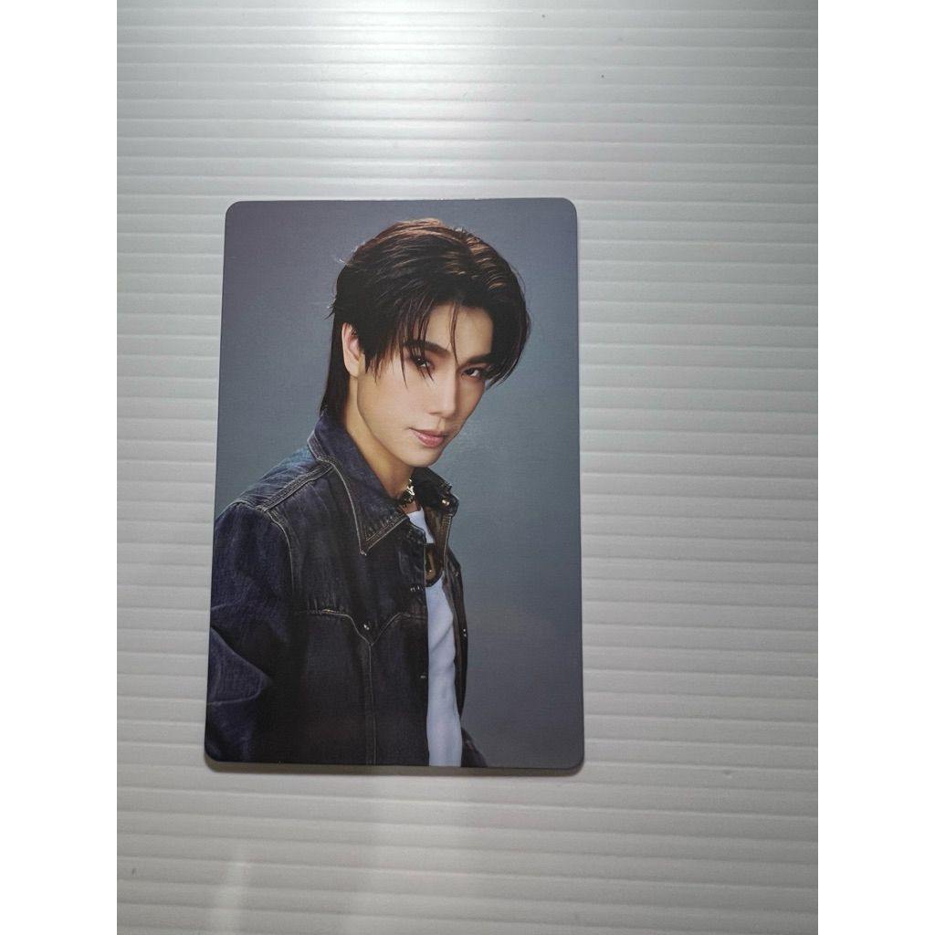 Riser concert 2026 photocard Phuwin