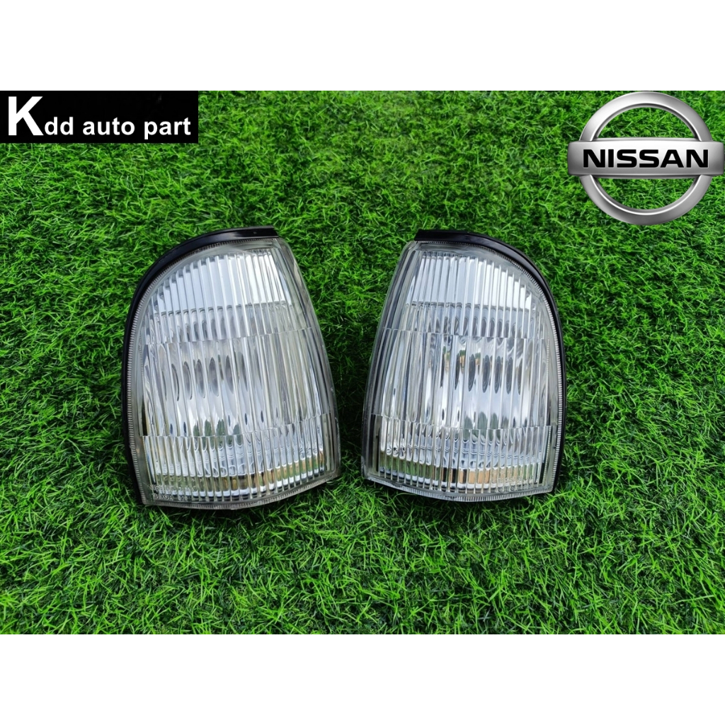 ไฟเลี้ยวมุม ของแท้ Nissan Cedric Y31