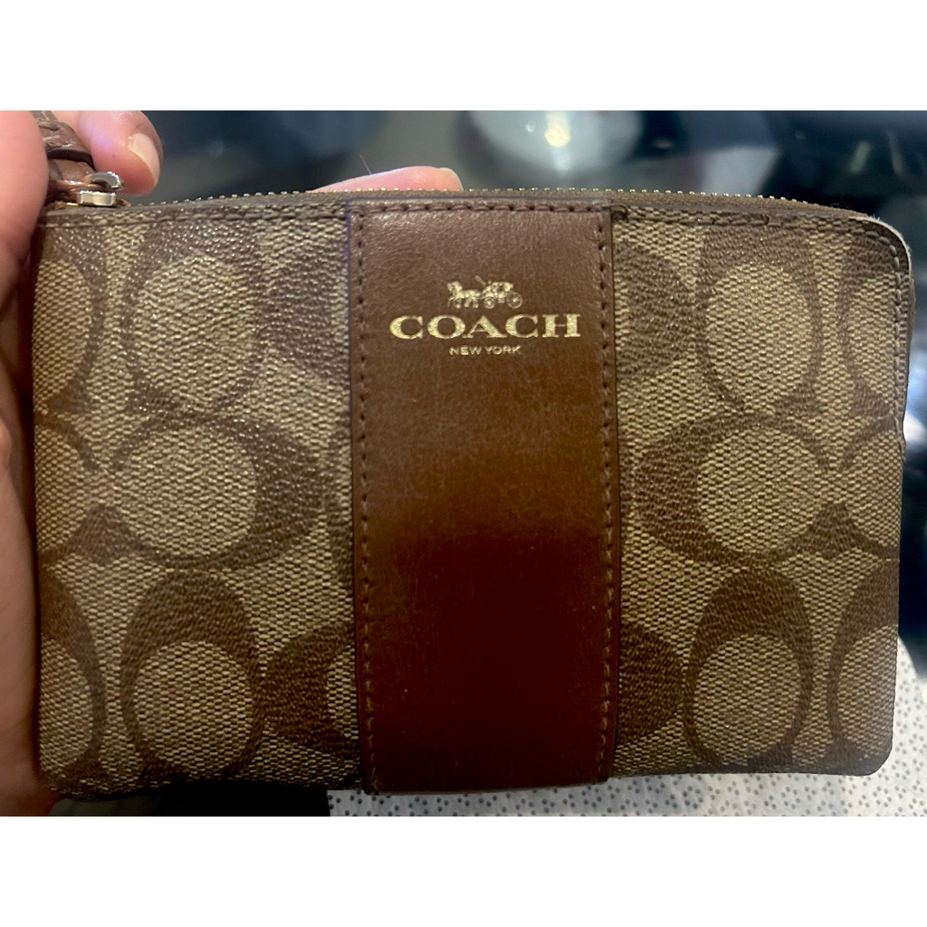 มือสอง กระเป๋า wristlet coach f58035 สภาพสวย