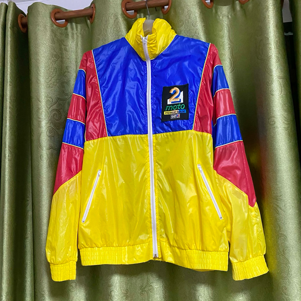 เสื้อแจ็คเก็ต Vintage 1990 elf  MADE IN THAILAND มือ2 อก 24-24.5นิ้ว ยาว 27นิ้ว ราคา 800 บาท