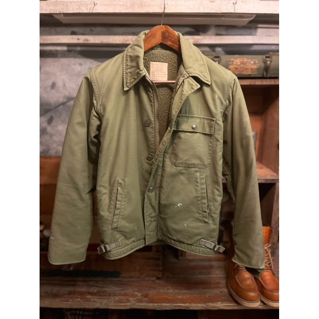 ⚓️ เสื้อแจ็คเก็ตทหารเรือสหรัฐฯ 🇺🇸 VINTAGE 1968 U.S. NAVY A-2 DECK JACKET-Vietnam War Era
