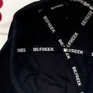 BE;FREEK หมวกแก๊ปลูกฟูกปักโลโก้ SMALL SIZE (สีขาว / สีดำ) CORDUROY EMBROIDERY LOGO BALL CAP SMALL SIZE (WHITE / BLACK)