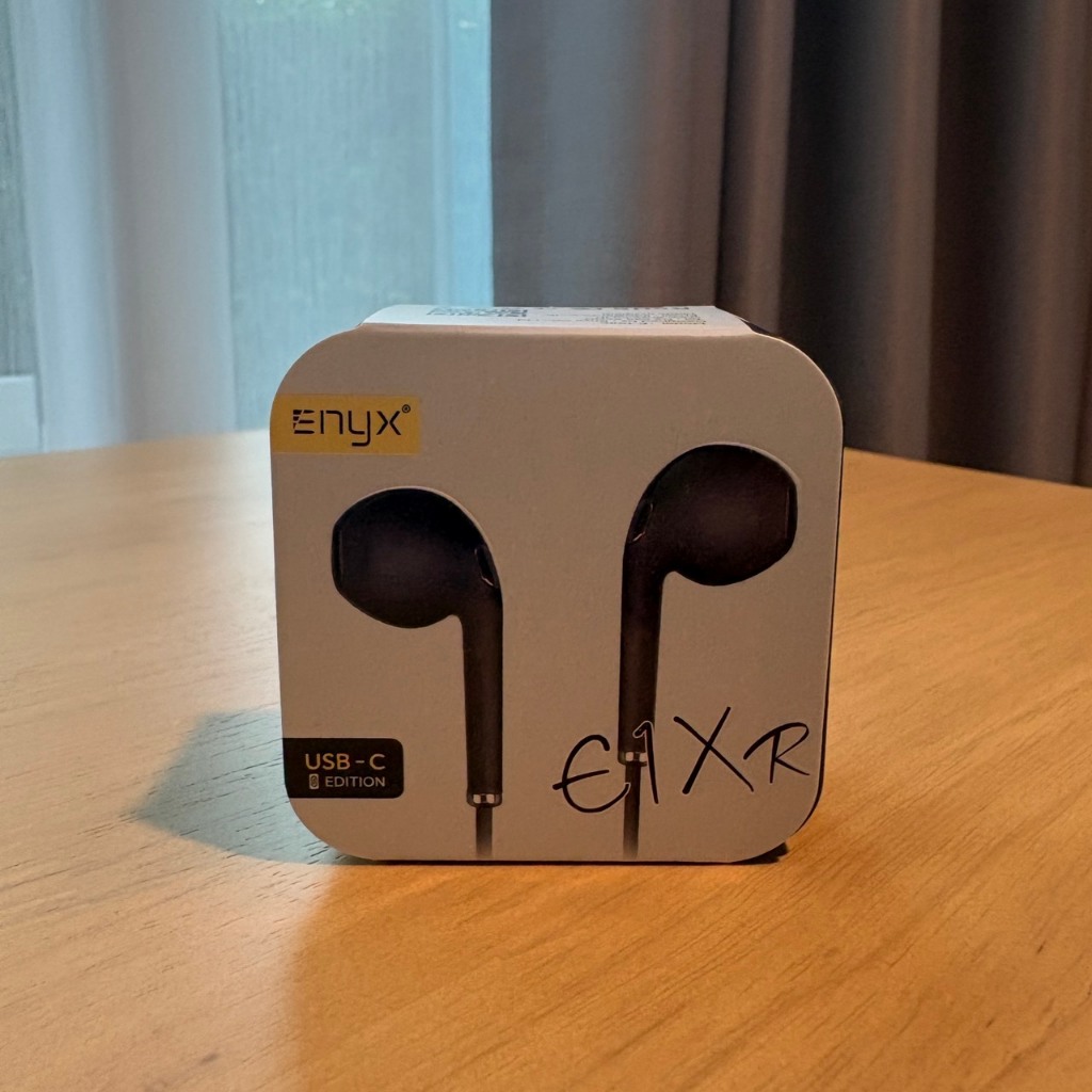 ใหม่มาก หูฟัง Earbuds รองรับ (ไอโฟน, ซัมซุง) Enyx รุ่น E1XR มีไมค์ในตัว มีทั้งแบบ USB-C