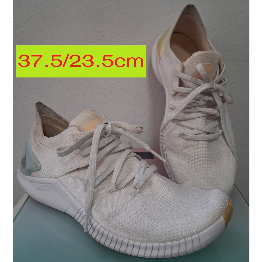 (แท้100%) NIKE รองเท้าวิ่งไนกี้มือสอง สีครีมตัดส้ม ใส่สบาย