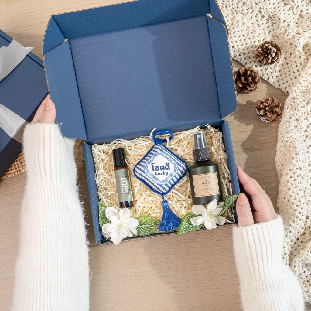 ANONA THAILAND| MECHOK GIFT SET เซตของขวัญมีโชครวมผลิตภัณฑ์หอมอโรม่า