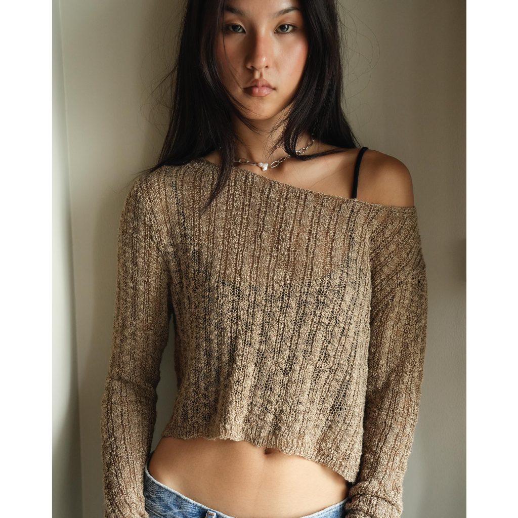 knitCircle - MIST Knit Long Sleeve (3 สี) เสื้อไหมพรมซีทรู แขนยาว ทรงครอป คอกว้าง เส้นด้ายมีเทกซ์เจอร์พิเศษ ผ้าโปร่งสบาย