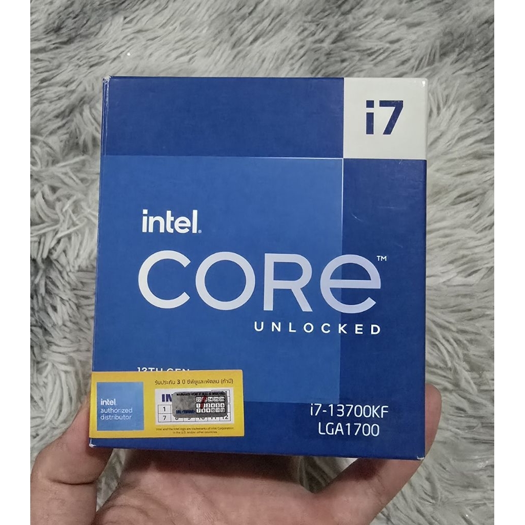 Intel I7-13700kf ครบกล่อง สภาพดี
