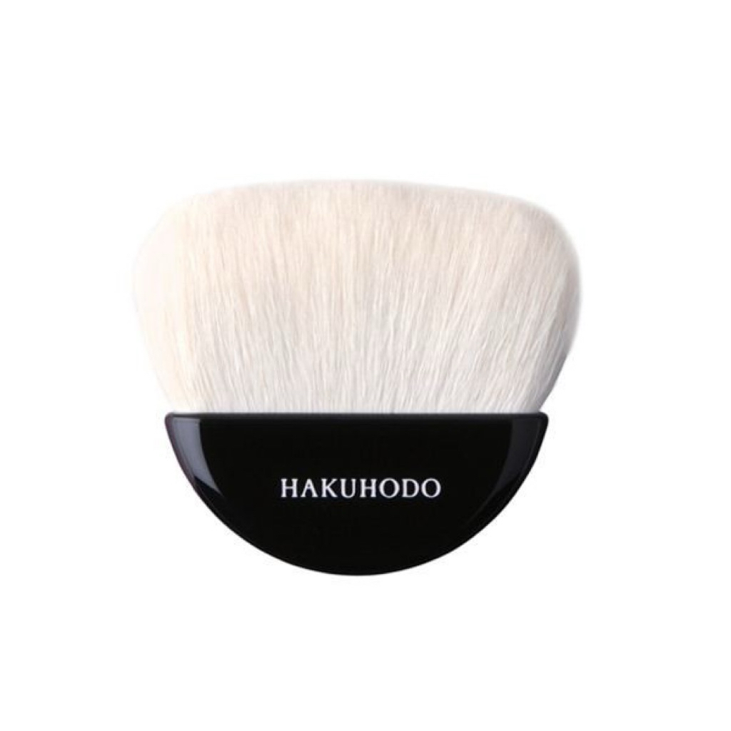 พร้อมส่ง New HAKUHODO Fan Brush (Regular Size)