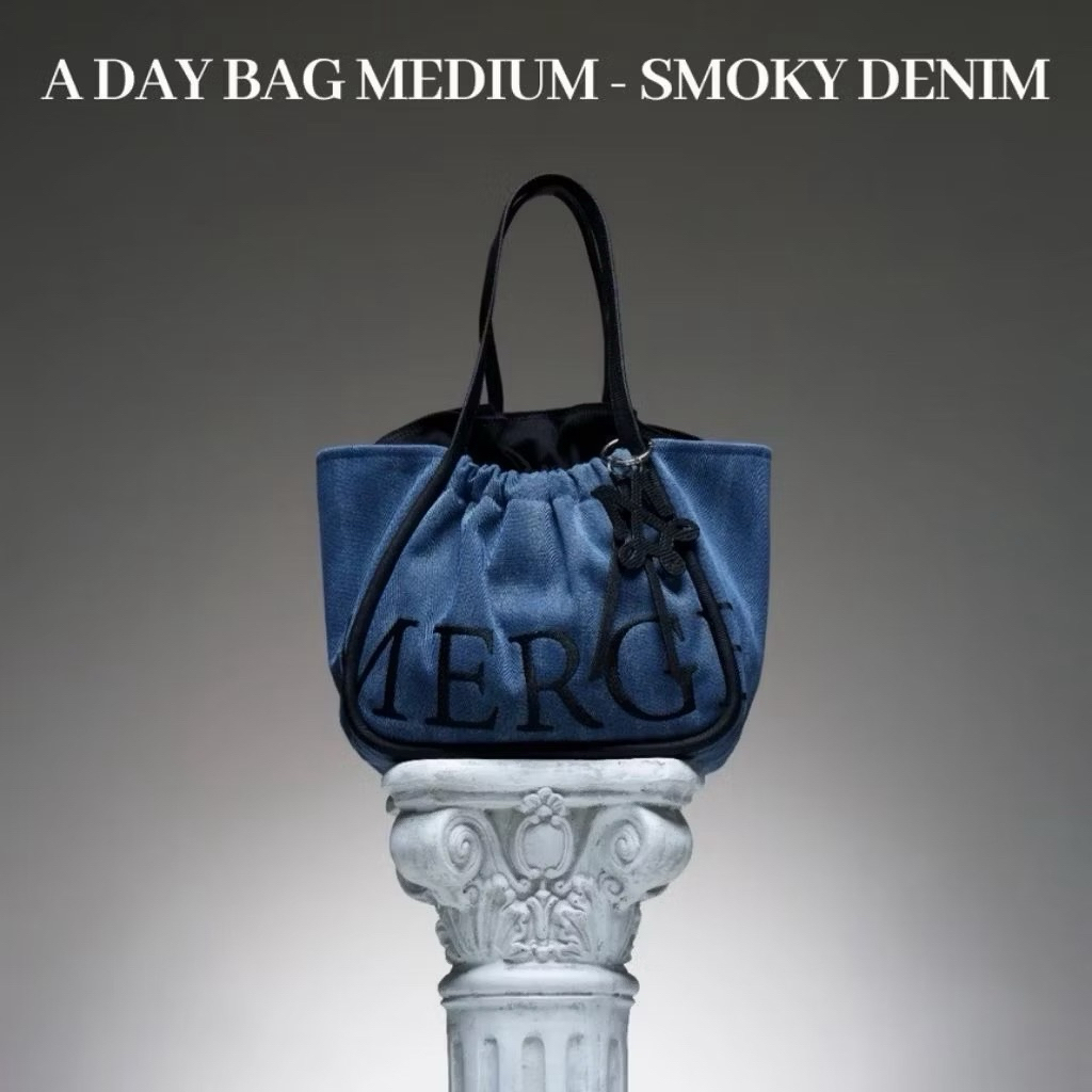 Merge a day bag medium smoky denim มือ1