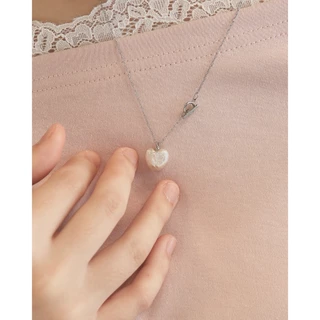 A.piece สร้อยมุกแท้ (waterproof) : [stainless steel] Baroque heart necklace