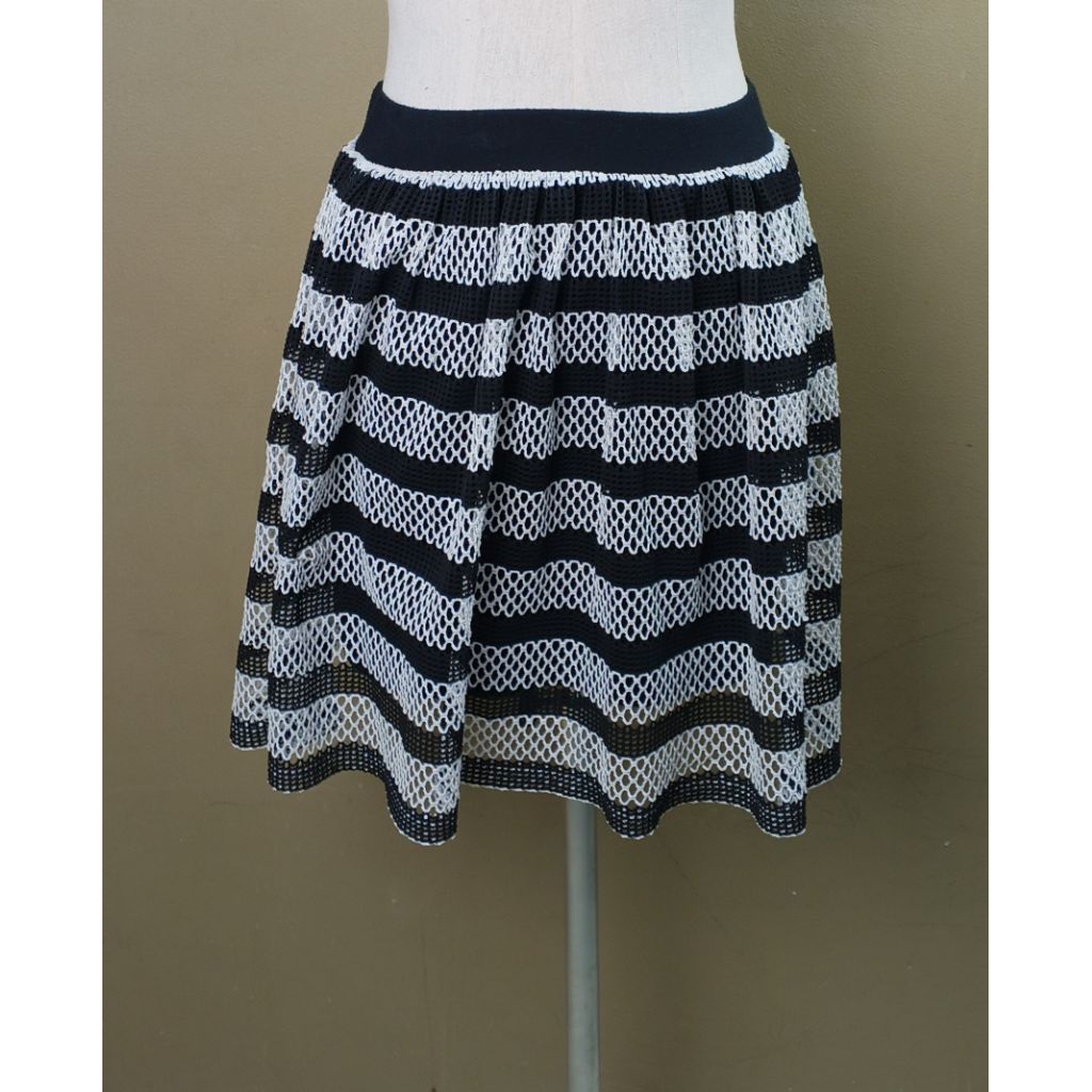 ส่งต่อกระโปรงถัก CPS CHAPS Sz.L