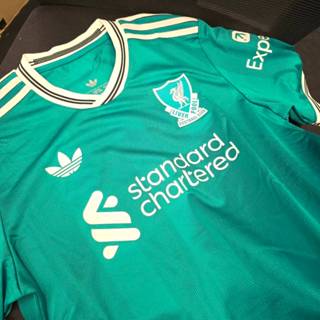 LIVERPOOL 3TRD PLAYER ลิเวอร์พูลเพเยอร์ชุด 3 สีเขียว ของแท้1…