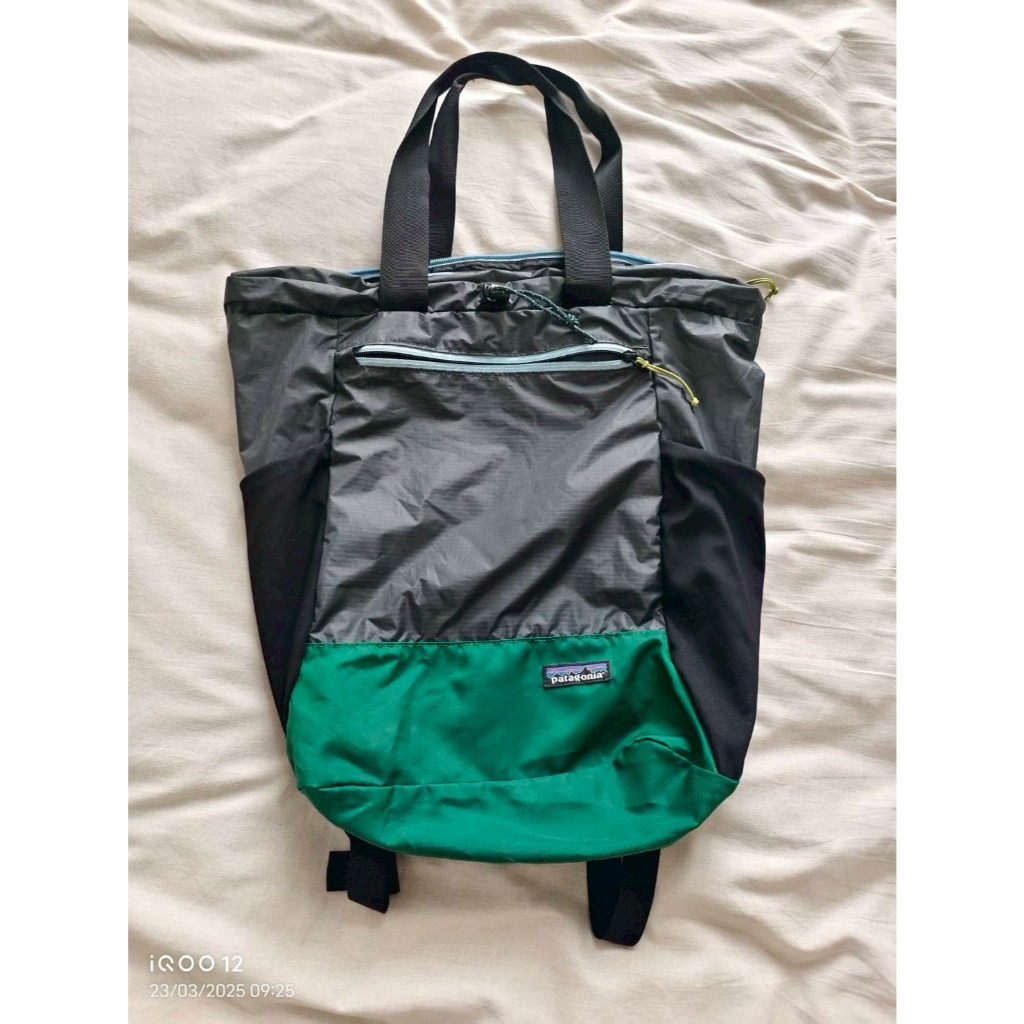 กระเป๋าพับได้ยี่ห้อ patagonia ใช้เก็บสะดวก