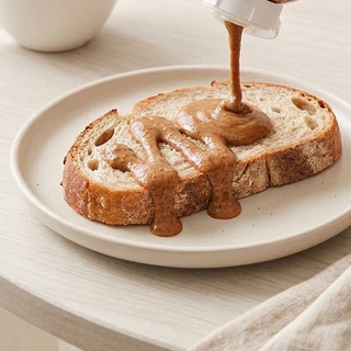 Almond Butter เนยอัลมอนด์ 100% ไม่เติมน้ำตาล น้ำมัน ขวดบีบ 200g.