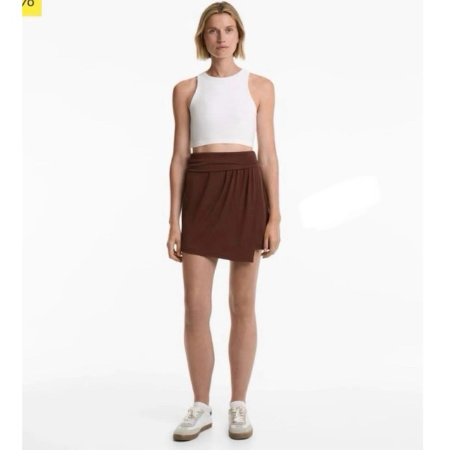 🚩SALE 🚩OYSHO  กระโปรงกางเกง🤎🤎