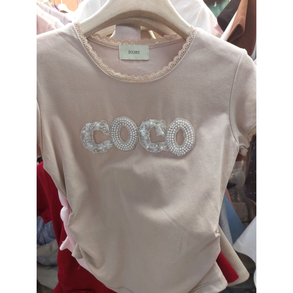 MC2603 IVORY เสื้อยืดขอบลูกไม้ แต่งอะไหล่มุกcoco
