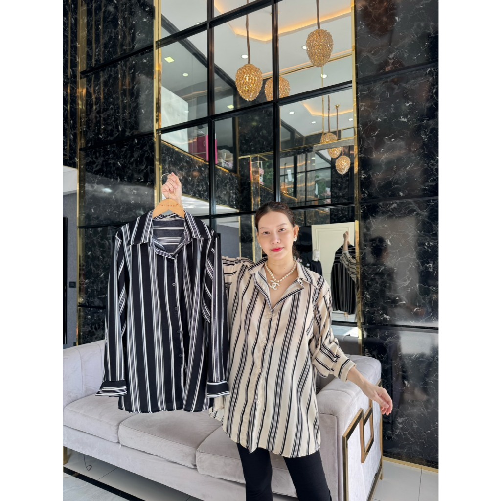 Tiny sherbet F15 เสื้อผู้หญิง เสื้อเชิ๊ต คอปก แขนยาว ลายทาง สีครีม และสีดำ อกใหญ่ ใส่สบายมาก