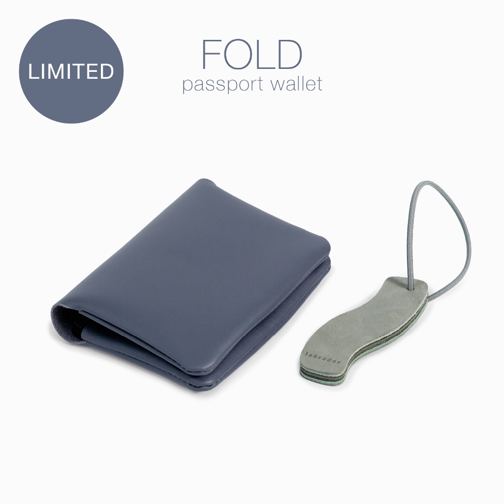 labrador FOLD passport wallet กระเป๋าสตางค์แบบพับ ทรงสั้น (LAA205)