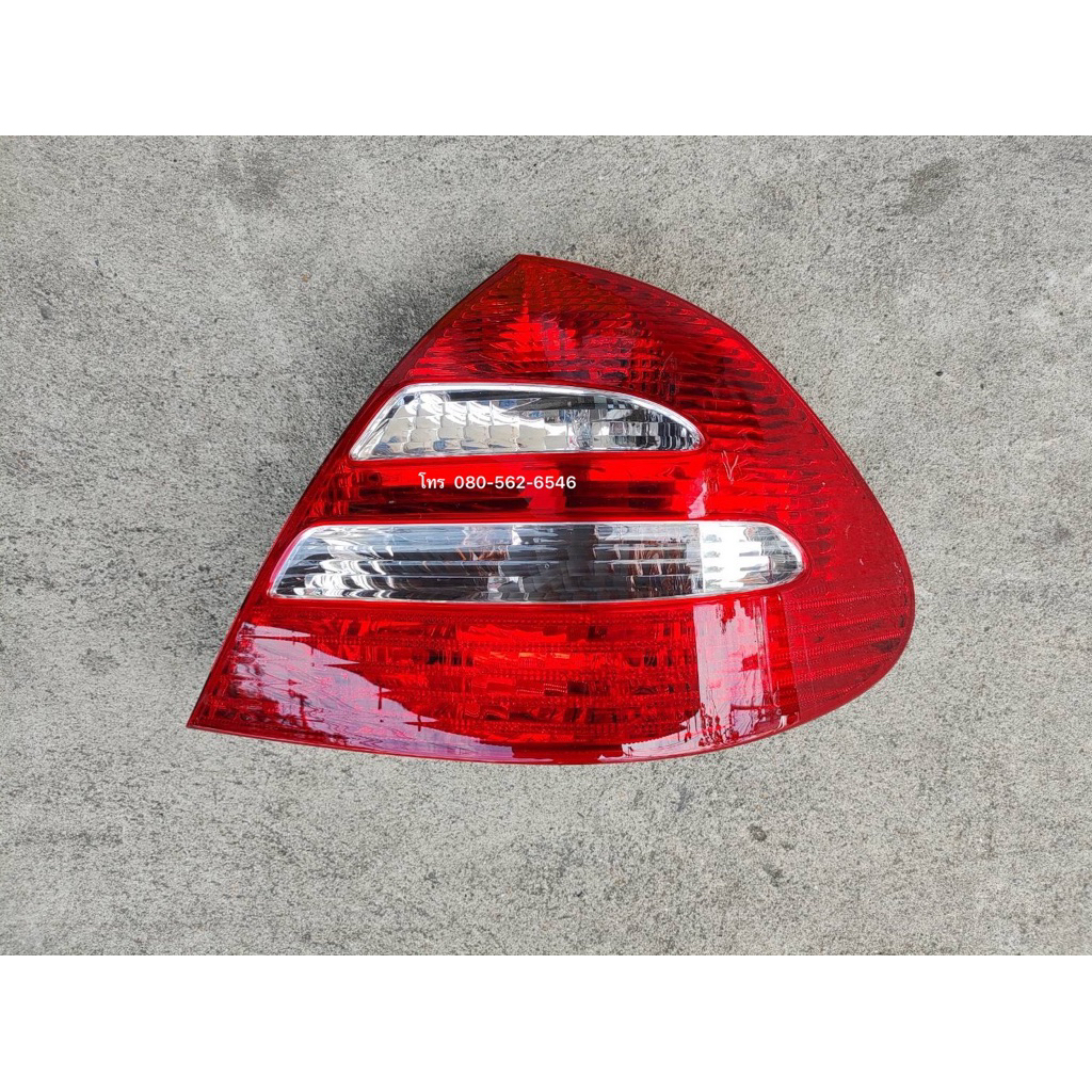 ของใหม่!  ไฟท้าย w211 ไฟท้าย benz e230 ไฟท้าย e280
