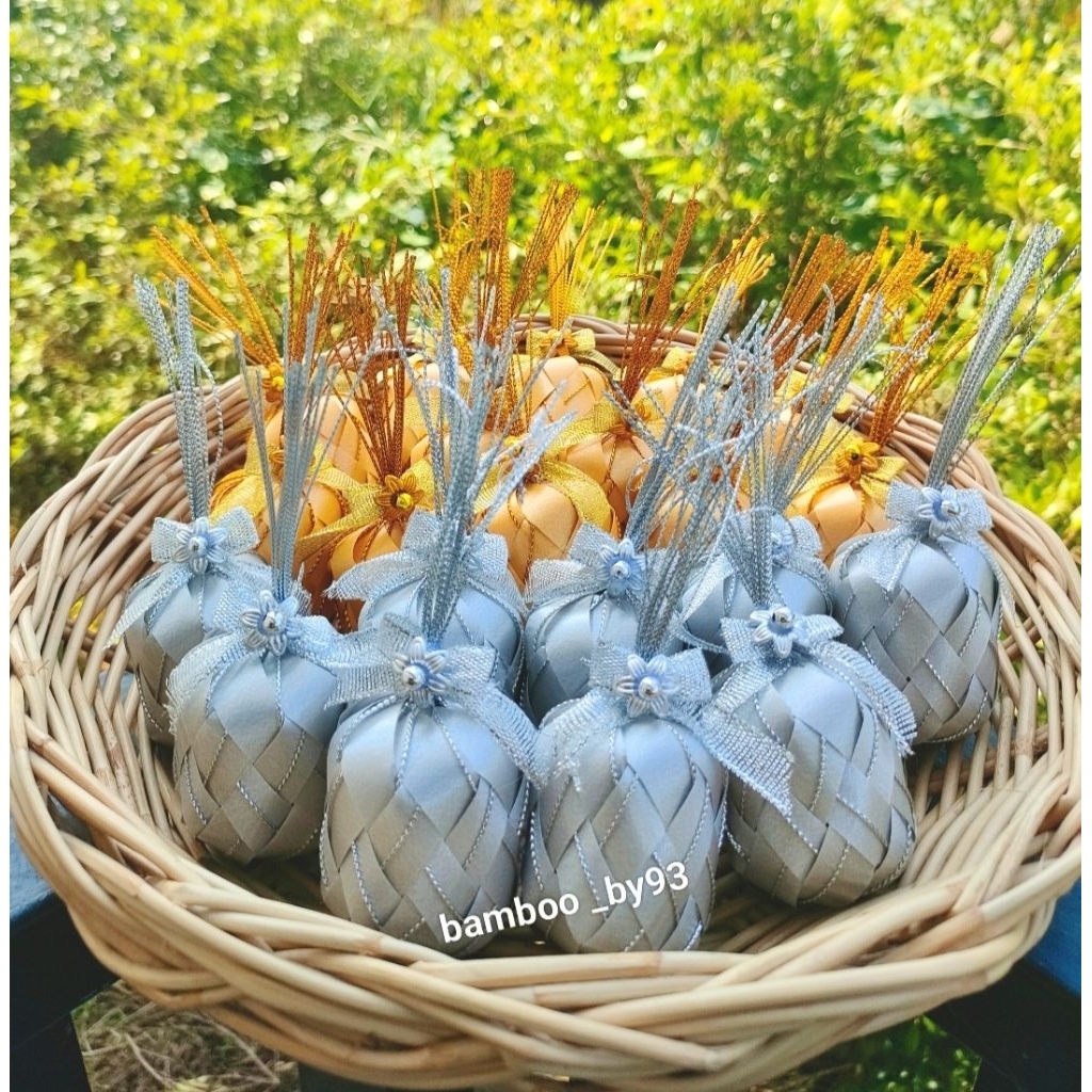 เหรียญโปรยทาน ส้ม เงิน ทอง แพ๊ค 50 ชิ้น พร้อมส่ง ( ตัวเปล่าไม่ได้ใส่เหรียญ )