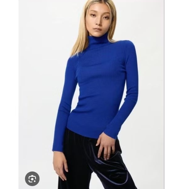 Uniqlo Women Turtleneck Longsleeve Size XL แท้💯✅️