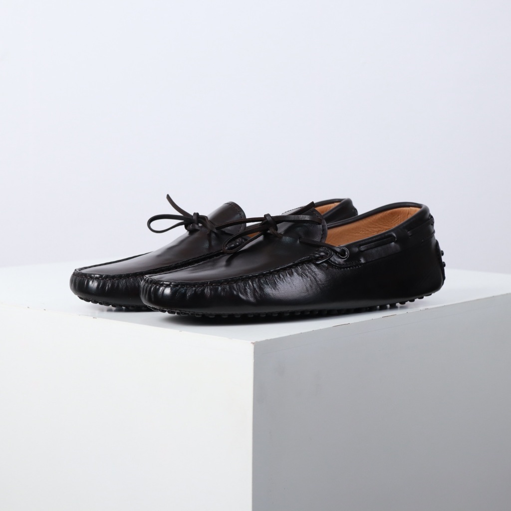 รองเท้า TOD'S หนังแท้ ของแท้ 100% สภาพใหม่ Premium [TOD'S 7 UK / 41 EU / 26.5 CM] | MOPOKO