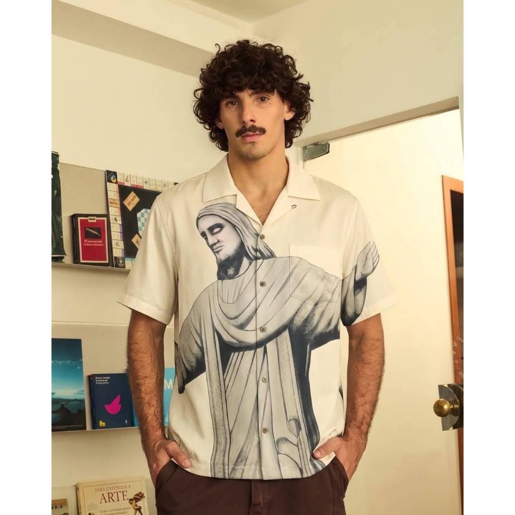 Surreal เสื้อฮาวาย Christ the Redeemer