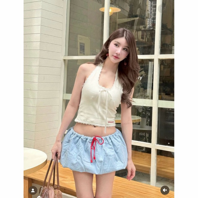 Ronnie Top เสื้อคล้องคอสีขาว