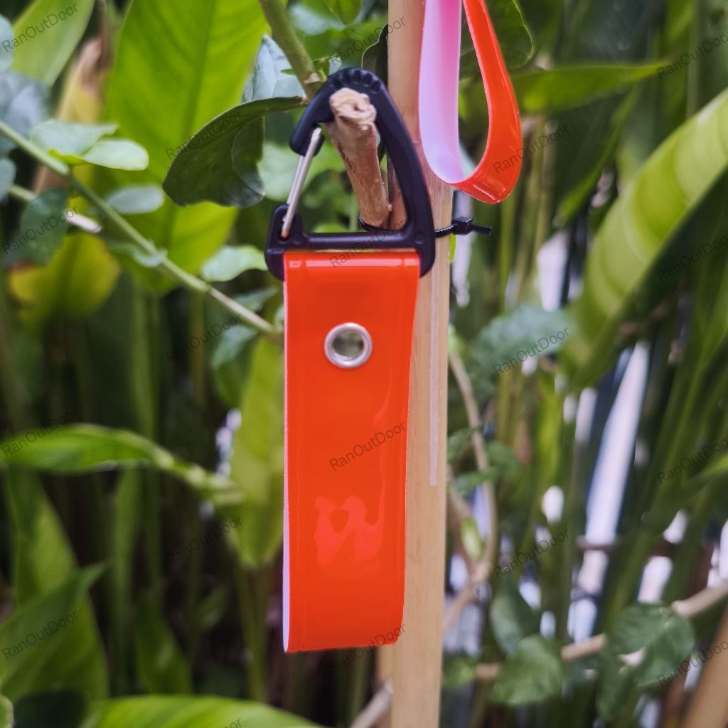 แถบสะท้อนแสงเห็นชัดตอนกลางคืน