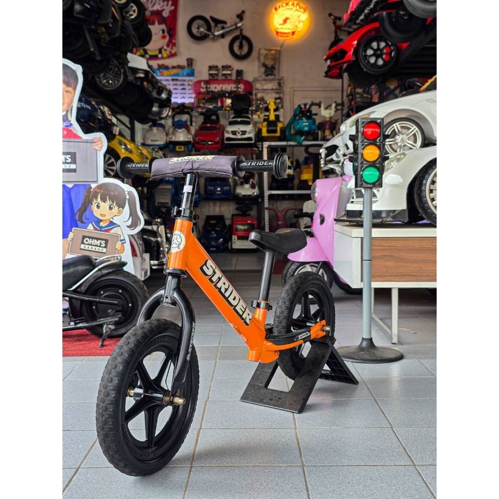 จักรยานขาไถ STRIDER สีส้ม แท้มือสองตู้ญี่ปุ่น 🇯🇵