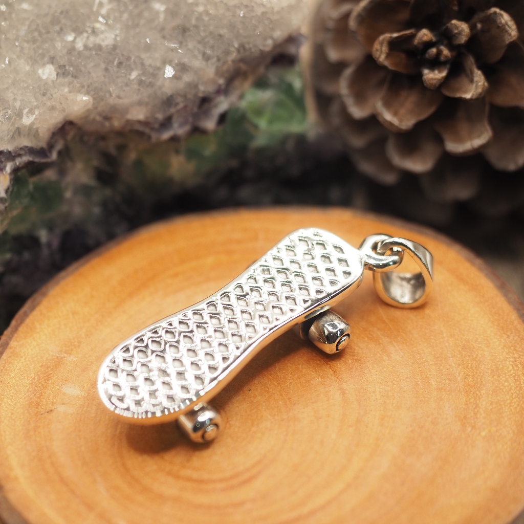 จี้เงินแท้ จี้สร้อยคอผู้ชายเท่ห์ๆ 92.5% จี้สเก็ตบอร์ด silver 925 Movable 3D Skateboard Pendant GDS75